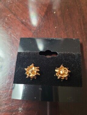 Making Spirits Bright Gold Colored Christmas Bow Earrings